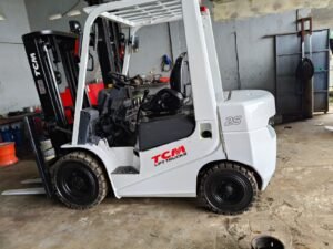 Forklift TCM 2.5 ton FD25C6 Samping